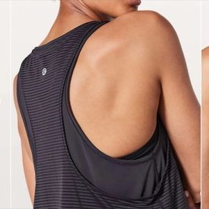 {RESERVED} Lululemon ‘Lean In’ tank